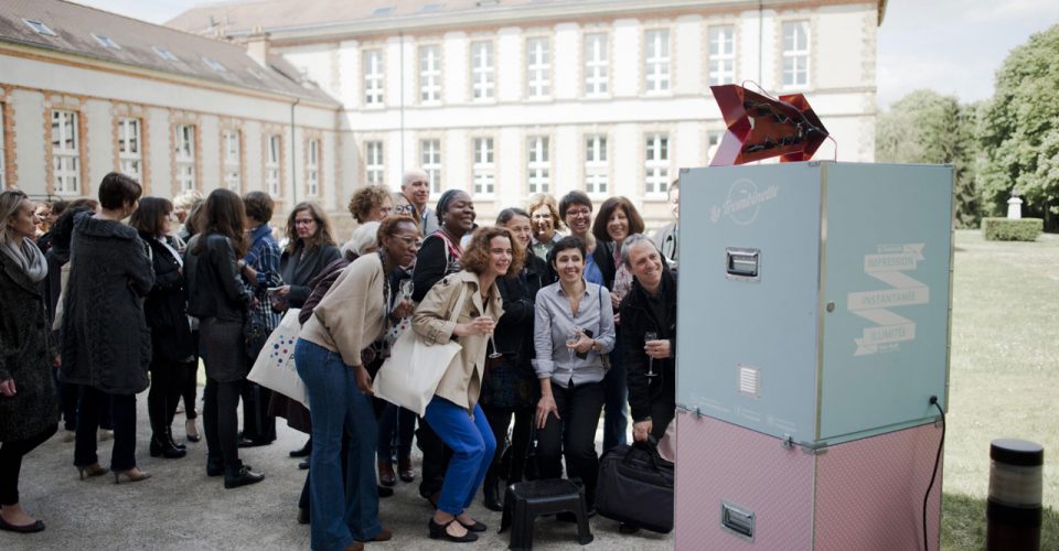 Animation événement borne selfie Caen inauguration Paris agence Formule Magique